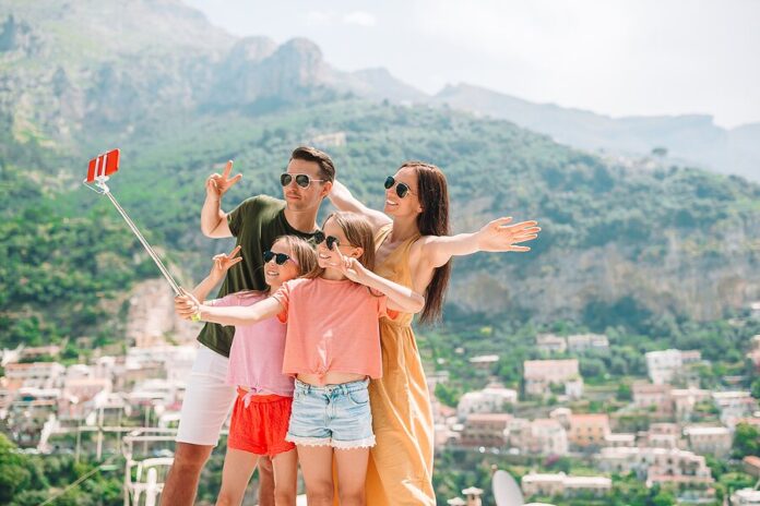 The Top 5 Benefits of Family Travel